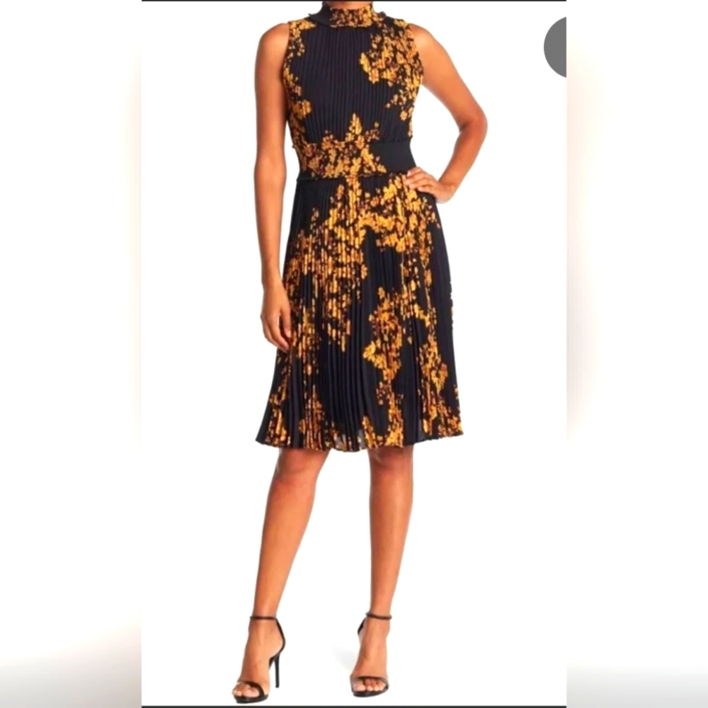 NWT Nanette Pleated Dress Size 12